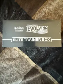 Pokemon TCG Sword & Shield Evolving Skies Etb Sealed brand new 🔥🔥🔥 - Image 4