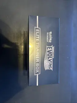 Pokemon Sword & Shield Evolving Skies Elite Trainer Box Sealed ETB - Image 4