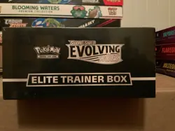POKEMON SWORD & SHIELD EVOLVING SKIES FACTORY SEALED ELITE TRAINER BOX ETB! - Image 5