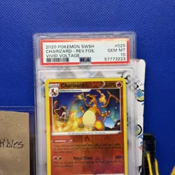 2020 Pokemon SWSH Vivid Voltage Charizard Rev Foil #025 PSA 10 - Image 2