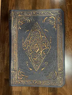 Lynx Trading Card Binder 9 Pocket Zipper 360 Capacity Side Loading. Pre-owned - Image 2