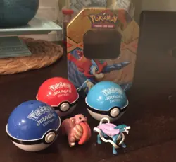 Pokemon Tin (EMPTY) 3 Jirachi plastic balls includes Suicune and Bandi figurine - Image 1