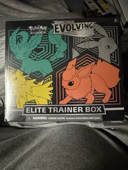 Pokemon TCG: Sword & Shield-Evolving Skies Elite Trainer Box 820650808944 - Image 1