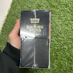 Pokemon TCG Shining Fates Elite Trainer Box ETB Brand New Sealed 820650808173 - Image 3