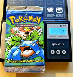 21.2g HEAVYU Wizards of the Coast Pokemon Base Set Booster Pack 742818061582 - Image 1