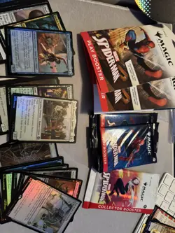 Magic: The Gathering Marvel's Spider-Man Bundle, includes foils and rare - Image 1