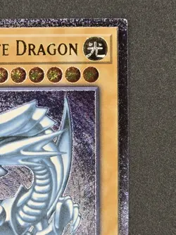 Blue-Eyes White Dragon Ultimate Rare OP28-EN001 Yugioh #2 - Image 3