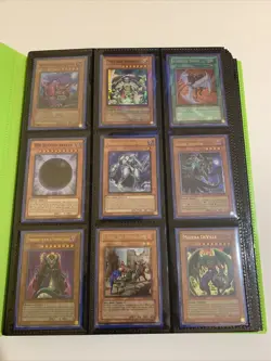 Yugioh Binder Collection Blue Eyes White Dragons, Dark Magicians Cards - Image 2