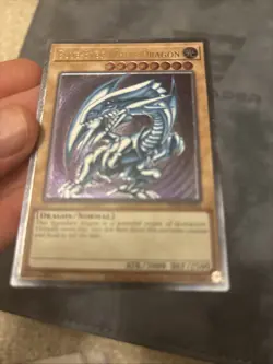 Yugioh OP28-EN001 Blue-Eyes White Dragon Ultimate Euro NM purple video wow - Image 5