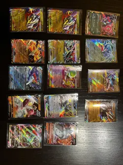 Pokemon TCG Random Assortment of Japanese, Chinese, and Korean Cards NM - Image 1