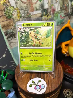 Pokemon TCG - Leafeon (Regular) - Twilight Masquerade - 11/167 - Uncommon - Image 1