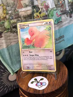 Pokemon TCG - Lickitung (Regular)- HS: Triumphant - 66/102 - Common - Image 1