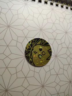 1999 POKEMON TCG PIKACHU COIN COLLECTIBLE Holo Stars - Image 1