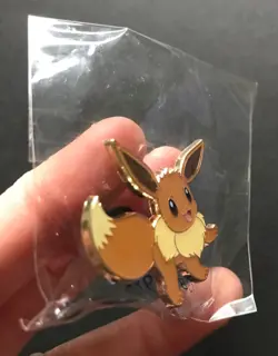 Eevee Pin Badge Pokemon Metal 2021 Evolving Skies Centre ETB Elite Trainer NEW - Image 5