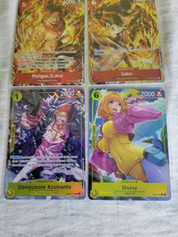 Lot Of (5) One Piece TCG Alt Art Holo Foil Cards - Image 4