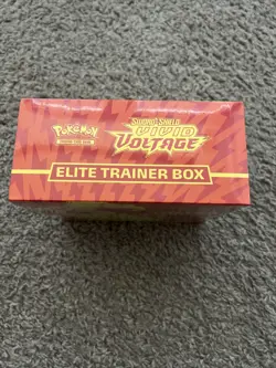 Pokemon TCG: Sword & Shield Vivid Voltage Elite Trainer Box 820650807688 - Image 3