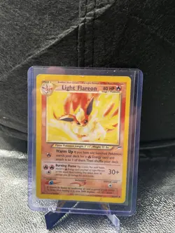 Light Flareon 46/105 Neo Destiny Regular Damaged - Image 1