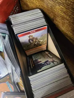 Magic: The Gathering Khans of Tarkir Card Lot w/ Tokens, Box, Force of Virtue - Image 4