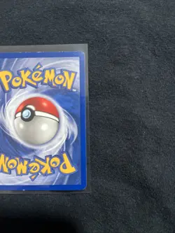Pokemon 1999 1st Edition Fossil Non-Holo Aerodactyl Light Play - Image 3