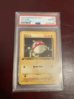 2000 Pokemon Team Rocket Set Voltorb 1st Edition #69 PSA 8 - Image 1