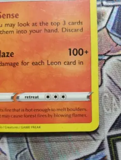 Pokemon Vivid Voltage Charizard Card 25/185 LP - Image 2