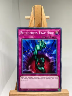 Bottomless Trap Hole - 1st Edition YS18-EN038 - NM - YuGiOh - Image 1