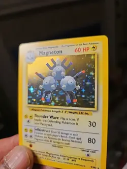 Magneton 9/102 HOLO Rare Unlimited Base Set 1999 WOTC Pokemon Card NM / Mint - Image 3