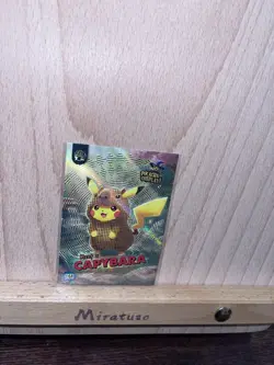 Capybara (Pikachu) #E44 - Gold Holo Box Hit Electric Pikachu Cosplay - Pokemon - Image 1