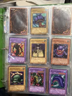 Vintage Yugioh Card Lot AND HARRY POTTER CARDS! OLD BINDER FROM A STORAGE UNIT!! - Image 3