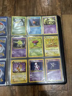 VTG Small Collection Pokemon 81 Cards in Binder! 1999 2008 2015 + Various Holo - Image 1