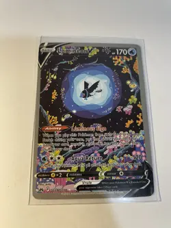 2023 POKEMON SWORD AND SHIELD CROWN ZENITH GG39 FULL ART/LUMINEON V ULTRA RARE - Image 4
