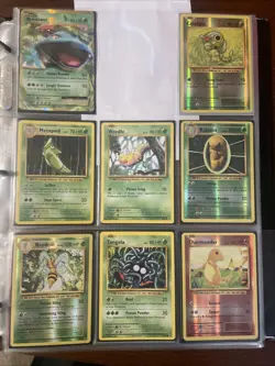 Pokemon Cards lot binder collection +100 cards (READ DESCRIPTION) - Image 1
