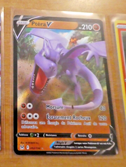 POKEMON CARD GAME HOLO CARTE Ptera V 092/196 Origine Perdue EB11 FR JCC NM 2022 - Image 1