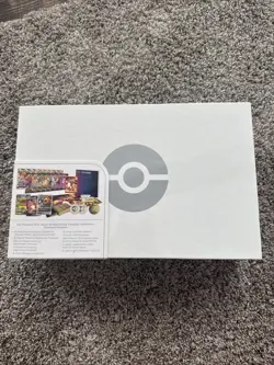 Pokemon TCG Sword and Shield Ultra Premium Collection Charizard Box 820650871115 - Image 2