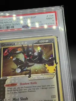 PSA 9 - Greninja Gold Star - SWSH144 - Black Star Promo - Pokemon TCG - Swirl - Image 2