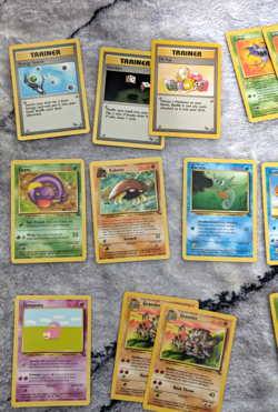 Pokemon Fossil Set Lot - 30 Cards - No Holos - Vintage 1999 - Image 2