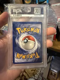 1999 POKEMON FOSSIL 1ST EDITION #12/62 MOLTRES HOLO PSA 8 - Image 2