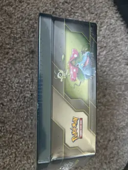 Pokemon TCG 2019 Collector's Tin Tag Team Celebi Venusaur GX Sealed - Image 2