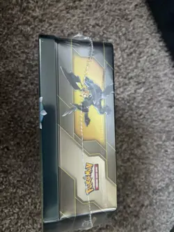 Pokemon TCG 2019 Collector's Tin Tag Team Celebi Venusaur GX Sealed - Image 4