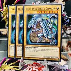 3x Yugioh Playset Blue-Eyes White Dragon SDWD-EN002 Common 1st Ed Near Mint - Image 1