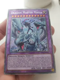 Dragon Master Magia 1ST ED Platinum Secret Rare RA04-EN055 Yu-Gi-Oh! - Image 2