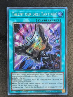 Talent der drei Taktiken RA01-DE063 Secret Rare Deutsch NM Yugioh - Image 1