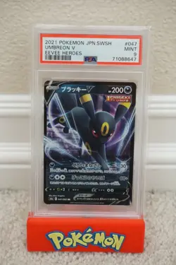 2021 POKEMON JAPANESE SWSH UMBREON V EEVEE HEROES #047 PSA 9 MINT - Image 1