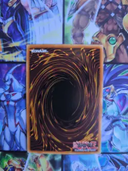 Yu-Gi-Oh Red-Eyes Black Dragon MGED - EN003 Maximum Gold Rare 1st Ed NM Alt Art - Image 2