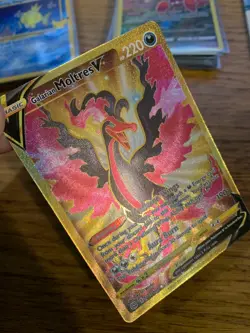 NEAR MINT! Galarian Moltres (183/172) Brilliant Stars Secret Rare Pokemon Card! - Image 3