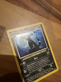 Umbreon Holo 1st Edition Neo Discovery #13/75 Pokemon - Image 4