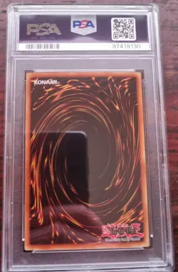 Yu-Gi-Oh Blue Eyes White Dragon DDS-001 PSA 9 Prismatic Secret Rare - Image 3