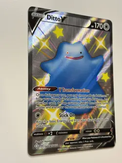 Pokemon TCG Shining Fates: Shiny Vault #SV118/SV122 Ditto V NM - Image 2