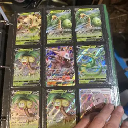 MASSIVE POKEMON CARD BINDER OVER 800 V full art cards - Image 2