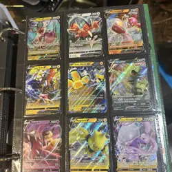 MASSIVE POKEMON CARD BINDER OVER 800 V full art cards - Image 4